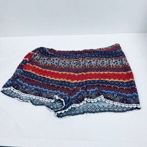 Patterned shorts Size Large